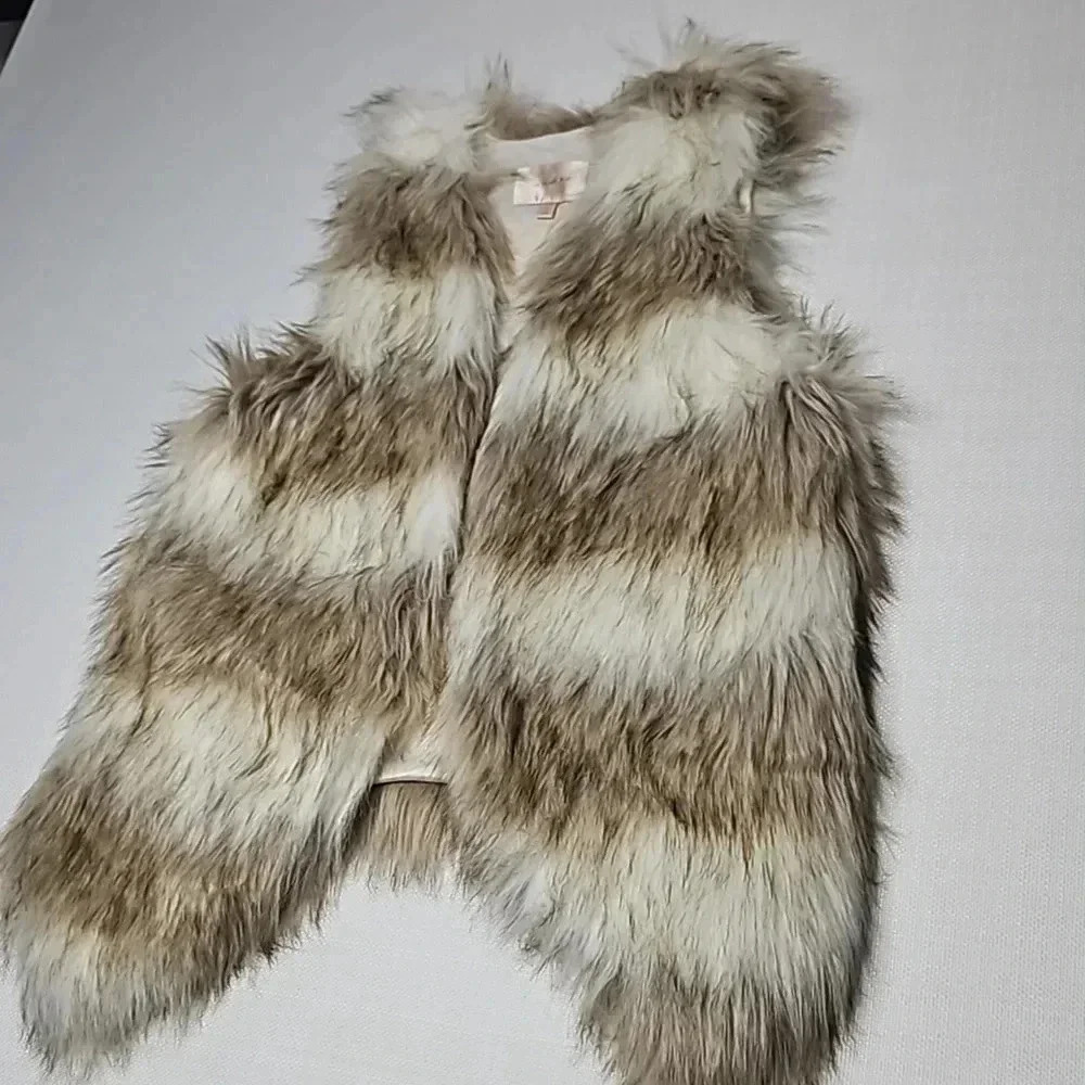 Skies Are Blue Faux Fur Vest Cream & Brown Women's XS - Picture 3 of 16